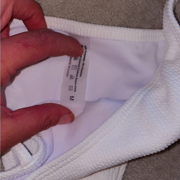 SHEIN Red and White Bikini Set - Picture 2 of 4